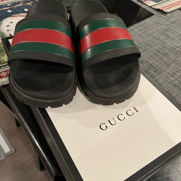 Gucci slides - Picture 3 of 5